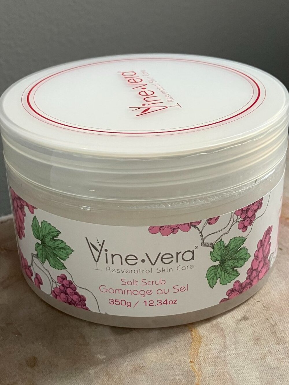 VINE VERA SALT SCRUB - 12.34 oz / 350 g - BRAND NEW - SEALED